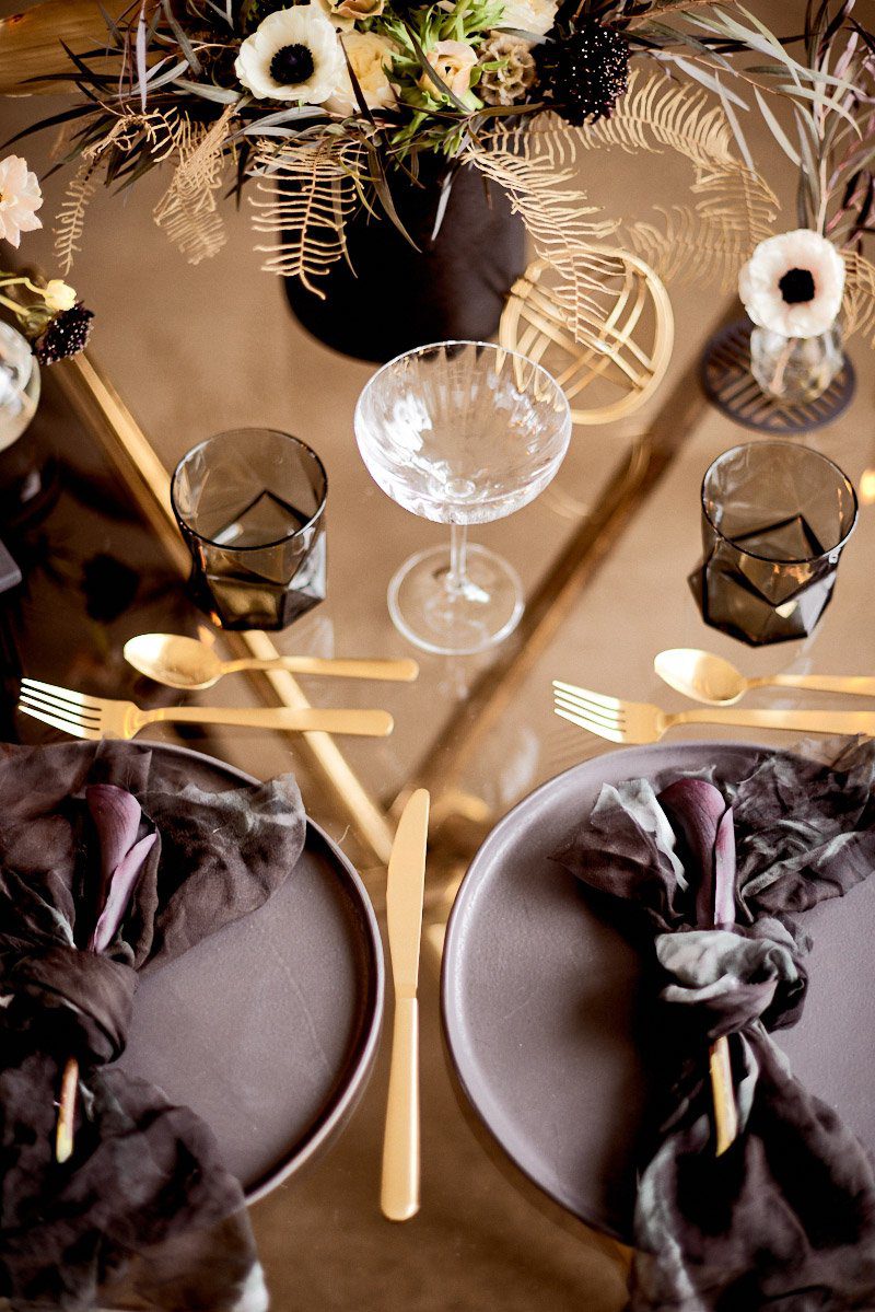 wedding table decorations | elopement inspiration | contemporary wedding